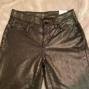 SOLD DO NOT BUY White House black market metallic skinny jeans